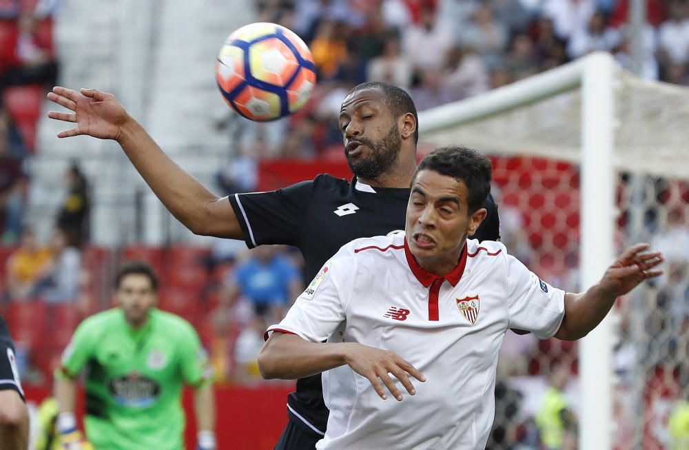 El Dépor cae ante el Sevilla en el Sánchez Pizjuán