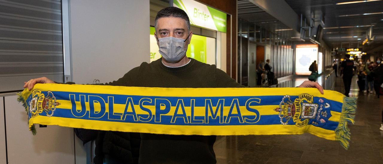 García Pimienta, nuevo entrenador de la UD Las Palmas, aterriza en Gran Canaria