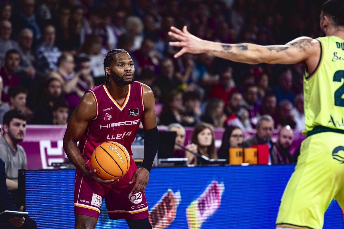 Partido de la novena jornada de la Liga Endesa entre Lleida y Unicaja