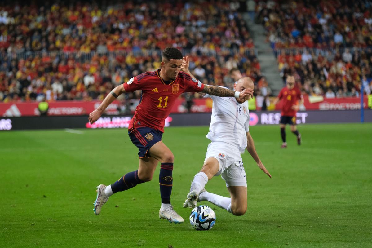 La Roja juega en Málaga contra Noruega, en imágenes