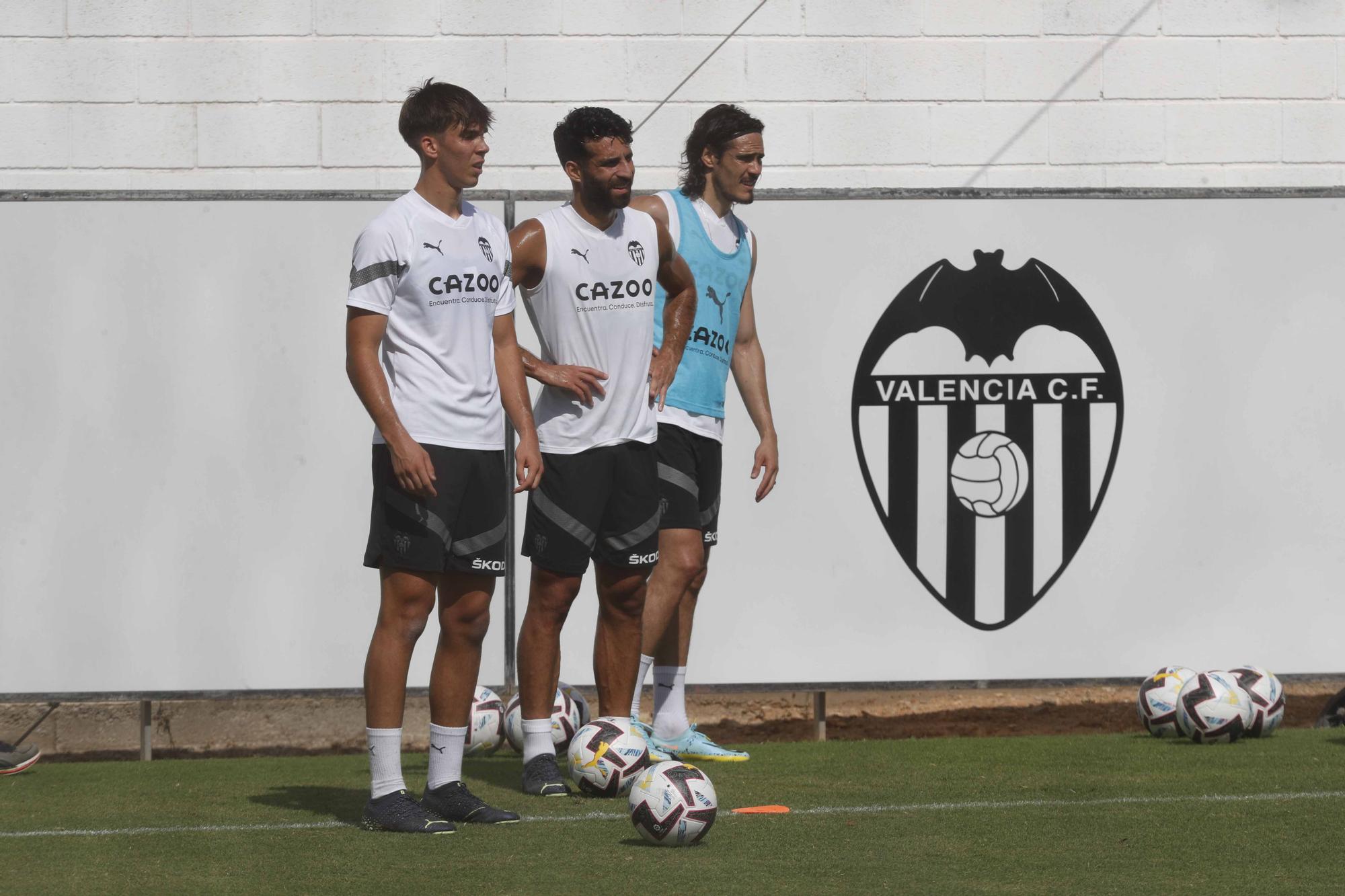 Entrenamiento del Valencia con Herrerín