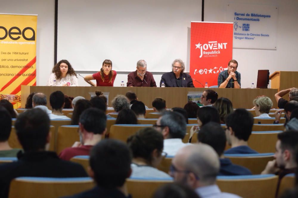 Los ultras amenazan a Joan Tardá en su conferencia en la UV