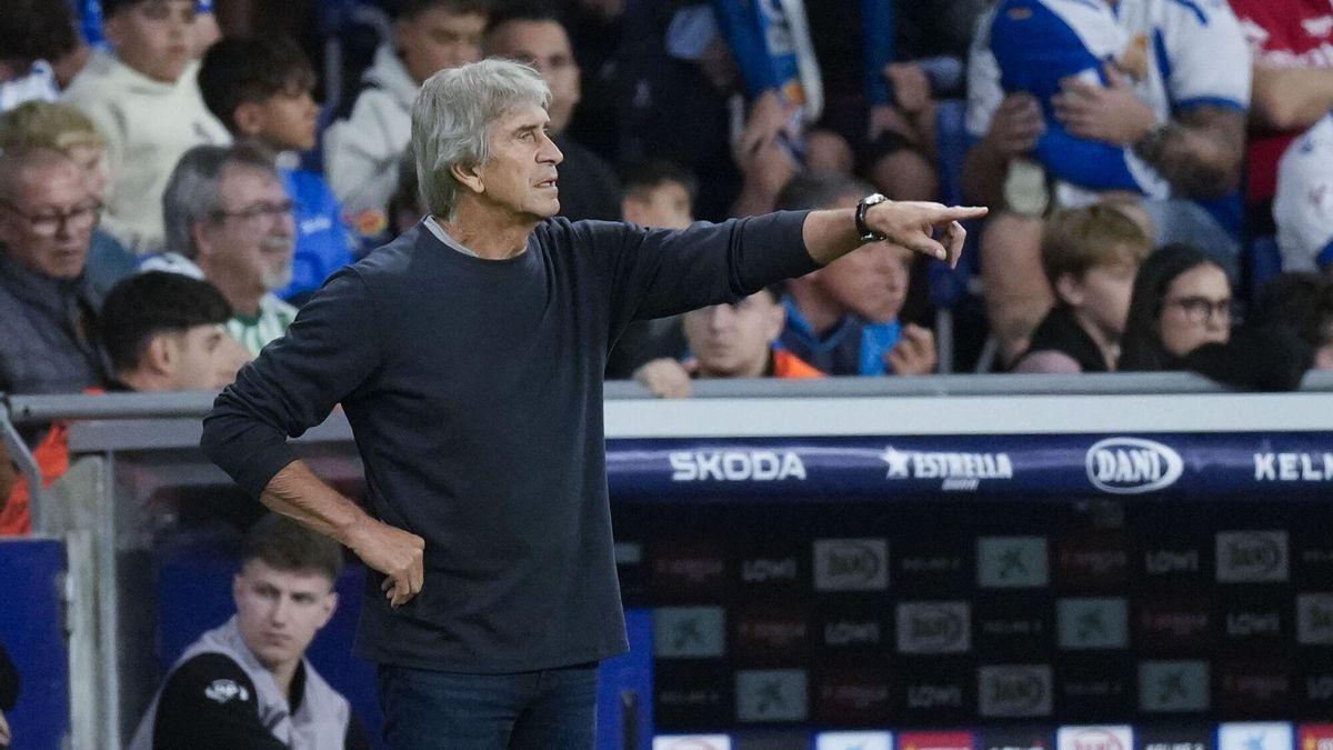 Manuel Pellegrini, durante el partido de la jornada 8 de LaLiga EA Sports entre le Espanyol y el Betis, este domingo en el RCDE Stadium en Barcelona.