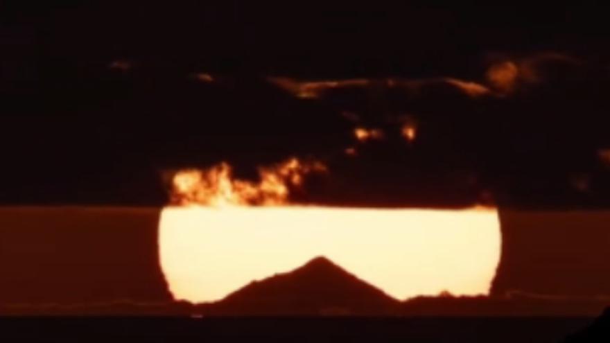 El fotógrafo que venció las nubes: así se capturó la alineación solar con el Teide desde Lanzarote