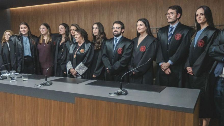 Un abogado por cada 465 ourensanos
