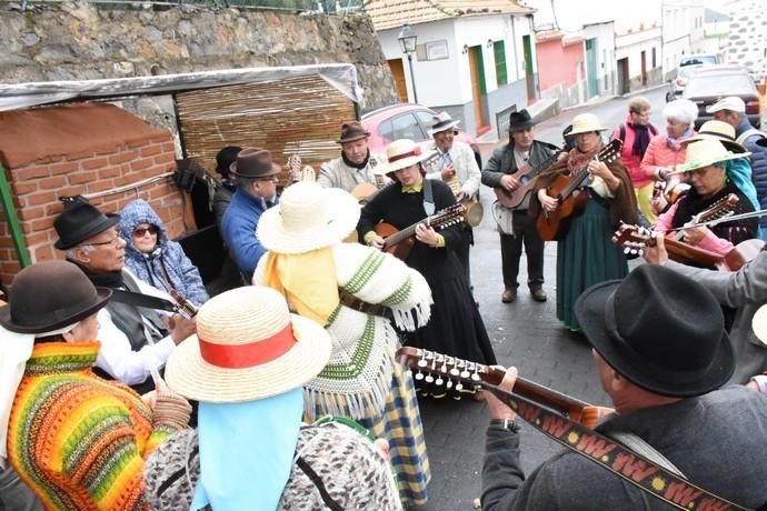 Fiestas del Almendro en Flor en Valsequillo: Día del Turista en Tenteniguada