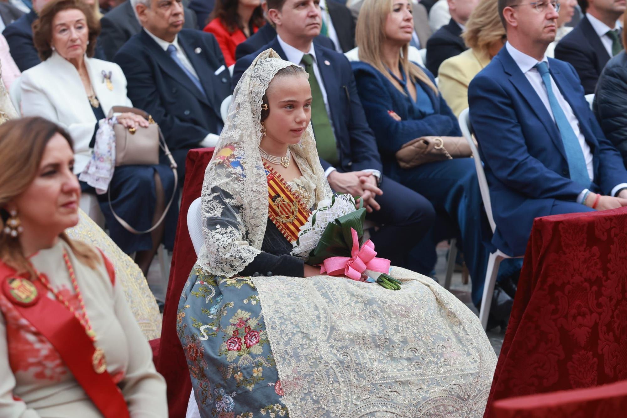 Todas las fotos de la Missa d'Infants en la plaza de la Virgen