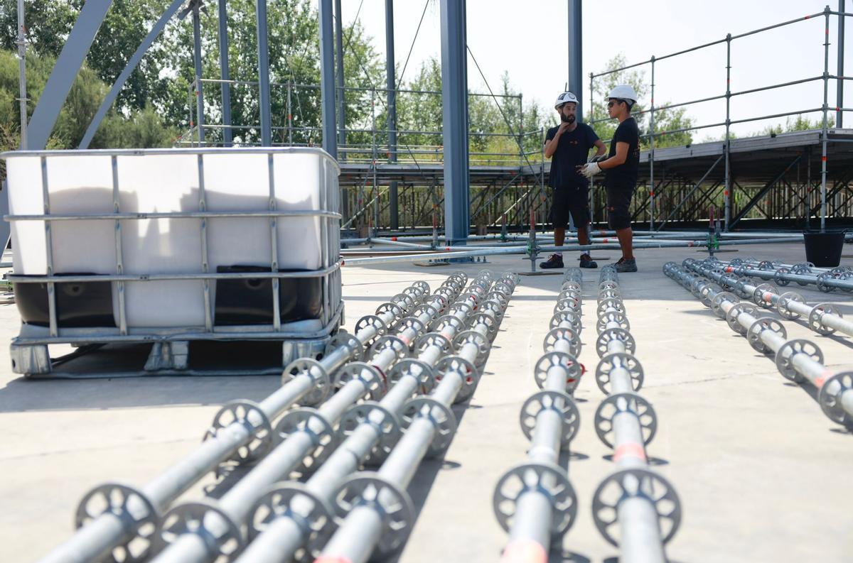 EN IMÁGENES | Comienza en Zaragoza el montaje del Vive Latino 2024