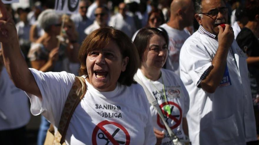 La &#039;marea blanca&#039; vuelve a las calles de Madrid