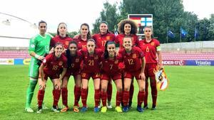 El once inicial de España ante Finlandia.