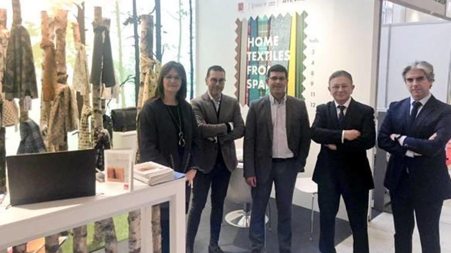 Rodríguez viaja con las empresas de Ontinyent a la Heimtextil de Frankfurt