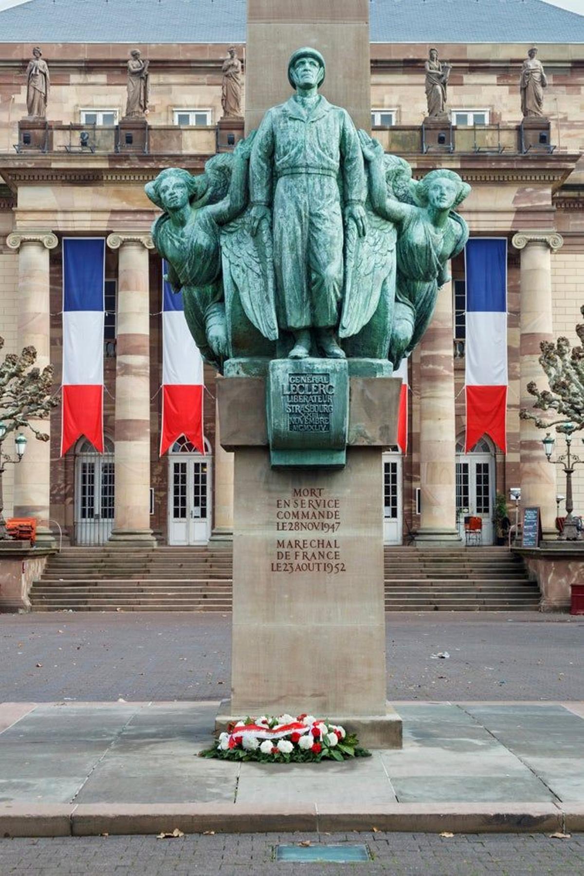 Estatua al General Leclerc, en La Place Broglie