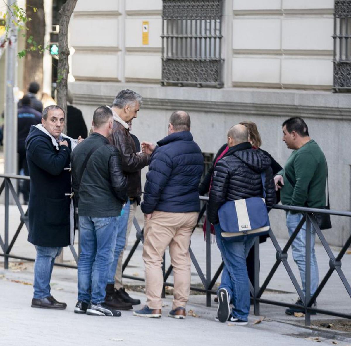 Marineros en la Audiencia Nacional. |   // A. PÉREZ MECA