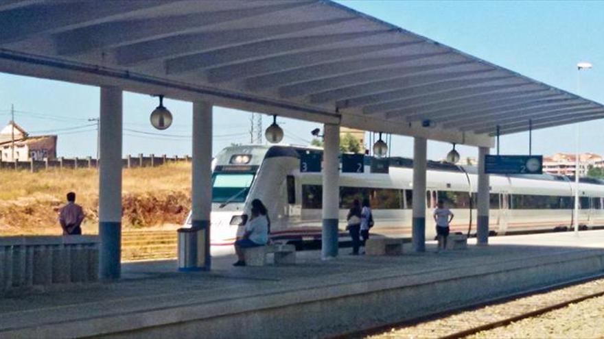 Protestas porque se ha eliminado el tren que une Cáceres con Sevilla