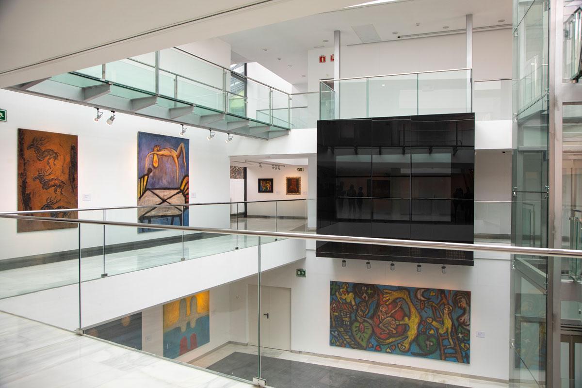El Centro de Arte y Exposiciones de Ejea reabre con una muestra antológica de la atormentada obra de Víctor Mira