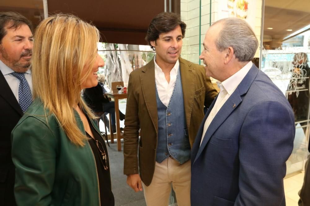 Junto a la empresa malagueña La Canasta, Don Angus comenzará a comercializarse a partir de hoy en sus cafeterías, servicio a domicilio y en dentro de la zona de despensa de la cadena