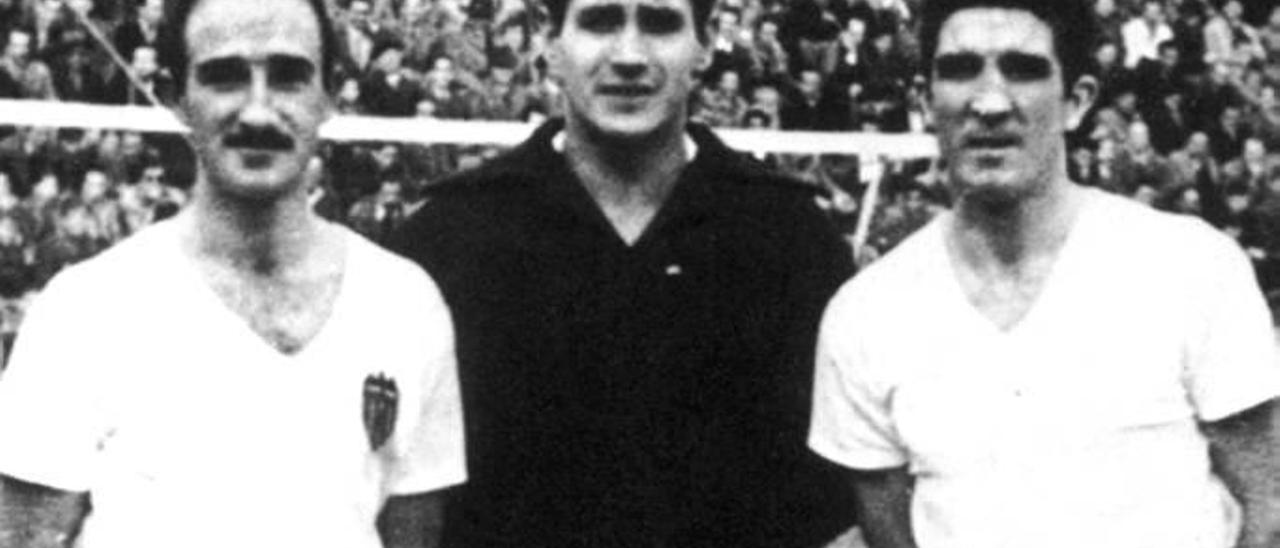 Álvaro, Eizaguirre y Juan Ramón en la final de Copa de 1946.