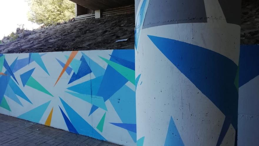 Churriana cuenta con un nuevo mural decorativo bajo el puente de la avenida Velázquez