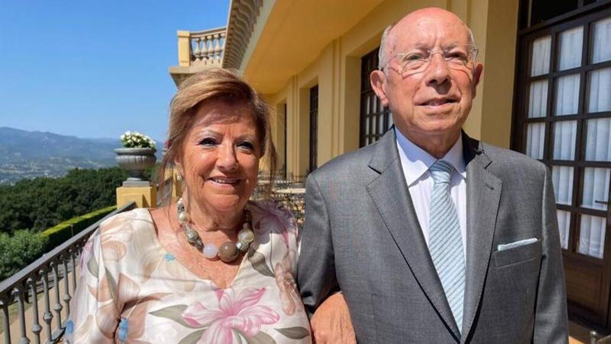 El matrimonio formado por Pilar Carreño y Joaquín Fernández, en las instalaciones del Centro Asturiano del Naranco.