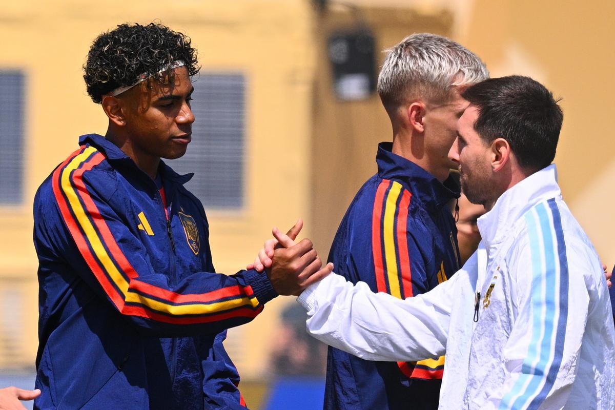 Lamine Yamal y Leo Messi, en la final del Mundial