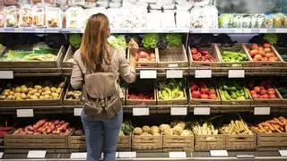 Comprar fruta cortada en el súper, ¿Un riesgo para la salud?