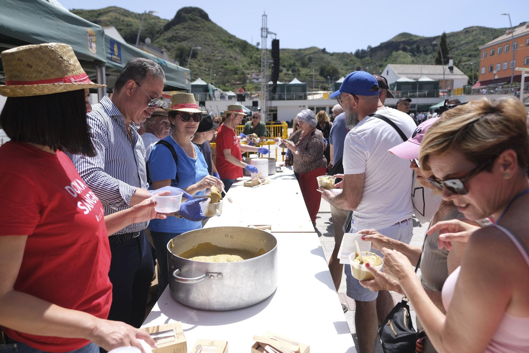 Feria de productos de la tierra en San Mateo