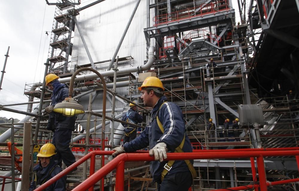 Visita a la Central Térmica de Soto de Ribera por las obras de mejora y ampliación