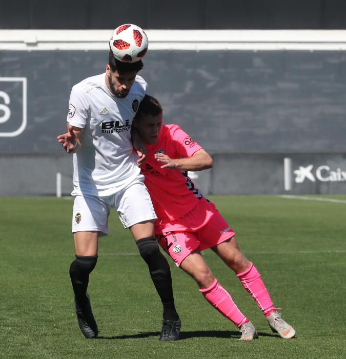 Valiosa victoria del Valencia CF Mestalla