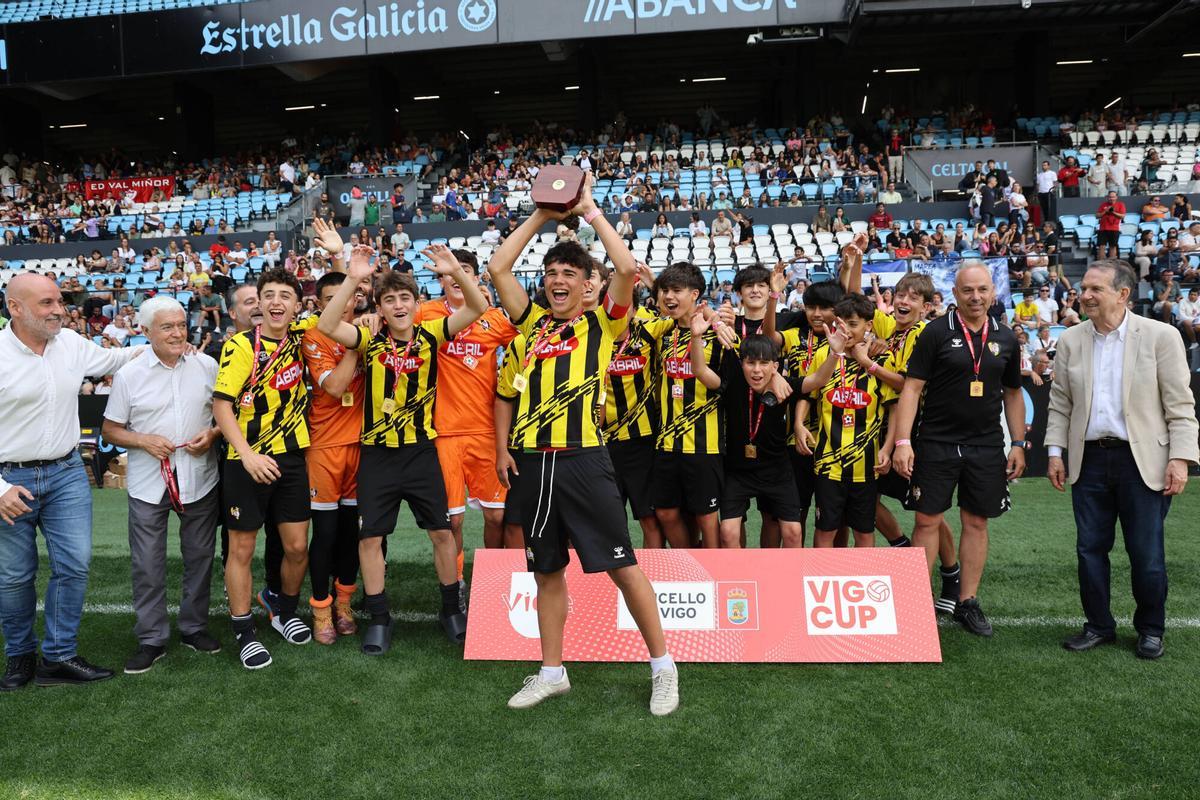El estadio de Balaídos acogió las 18 finales de la última edición de la Vigo Cup, así como sus correspondientes entregas de premios.