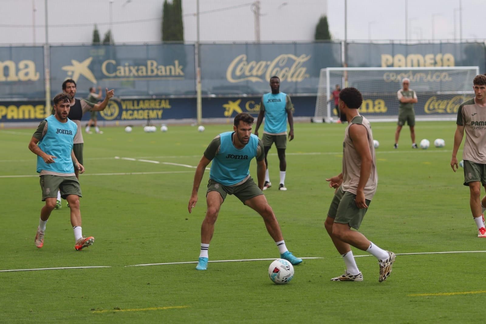 Primer Entrenamiento Villarreal 25-26  (12).JPG