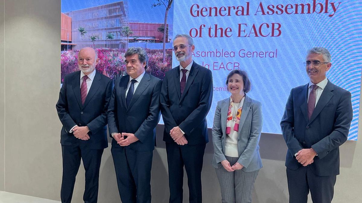 Bernabé Sánchez-Minguet, José Luis Escrivá, Manuel Yebra, Mercedes Olano y Roberto García.