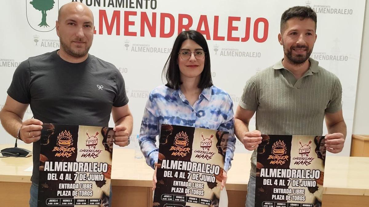 Presentación del festival gastronómico en el ayuntamiento.