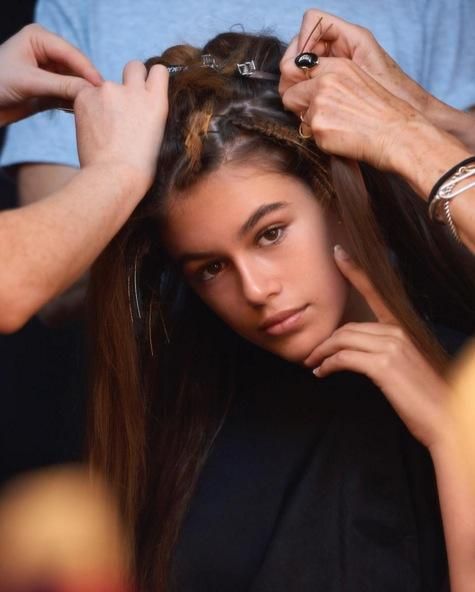 Kaia Gerber protagoniza la nueva campaña de Marc Jacobs Beauty