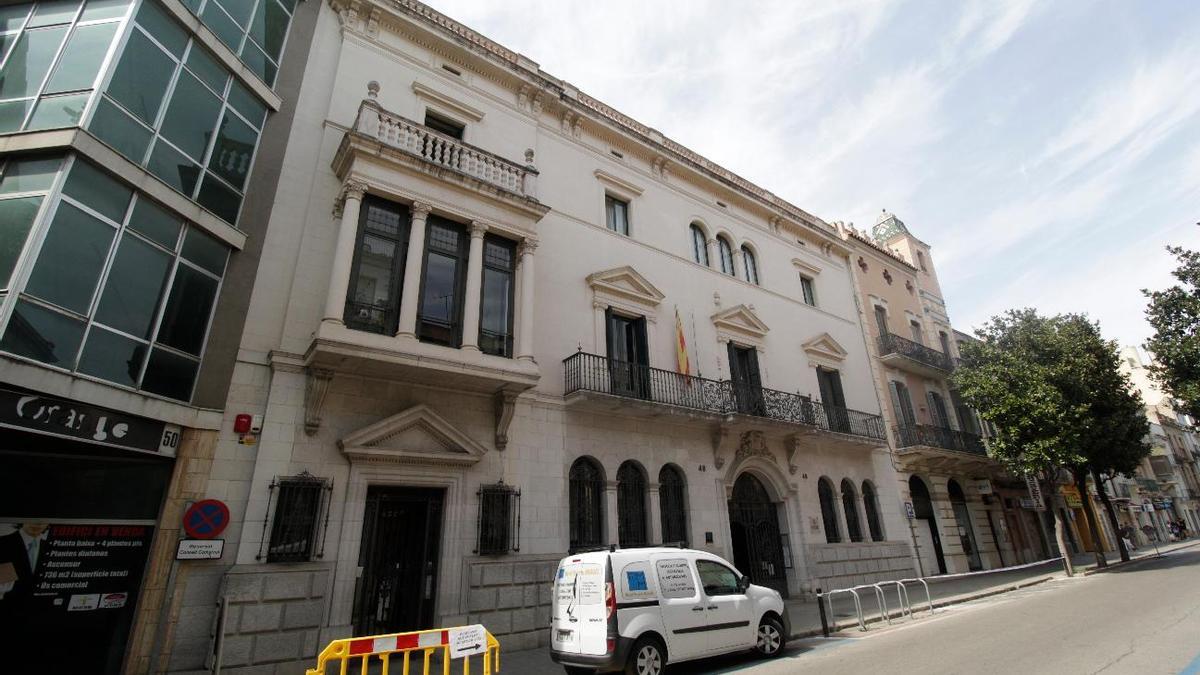 L'edifici del Consell Comarcal de Figueres. | VÍCTOR SUBIRÓS