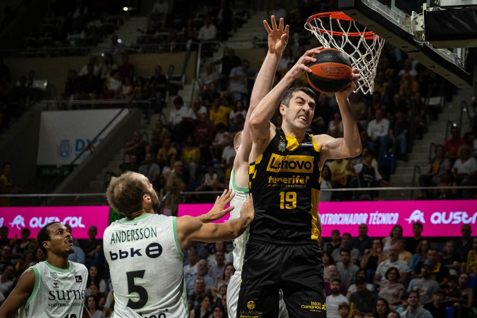 Lenovo Tenerife - Surne Bilbao Basket