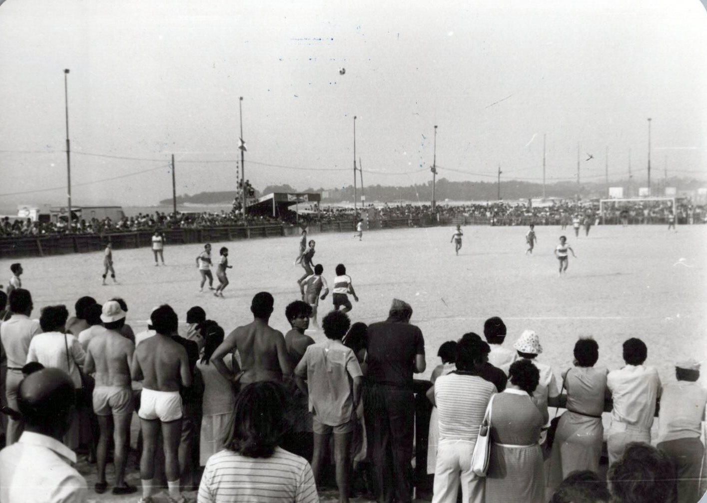 Chilenas sobre la arena: aquellos campeonatos de playas de Leri en O Vao