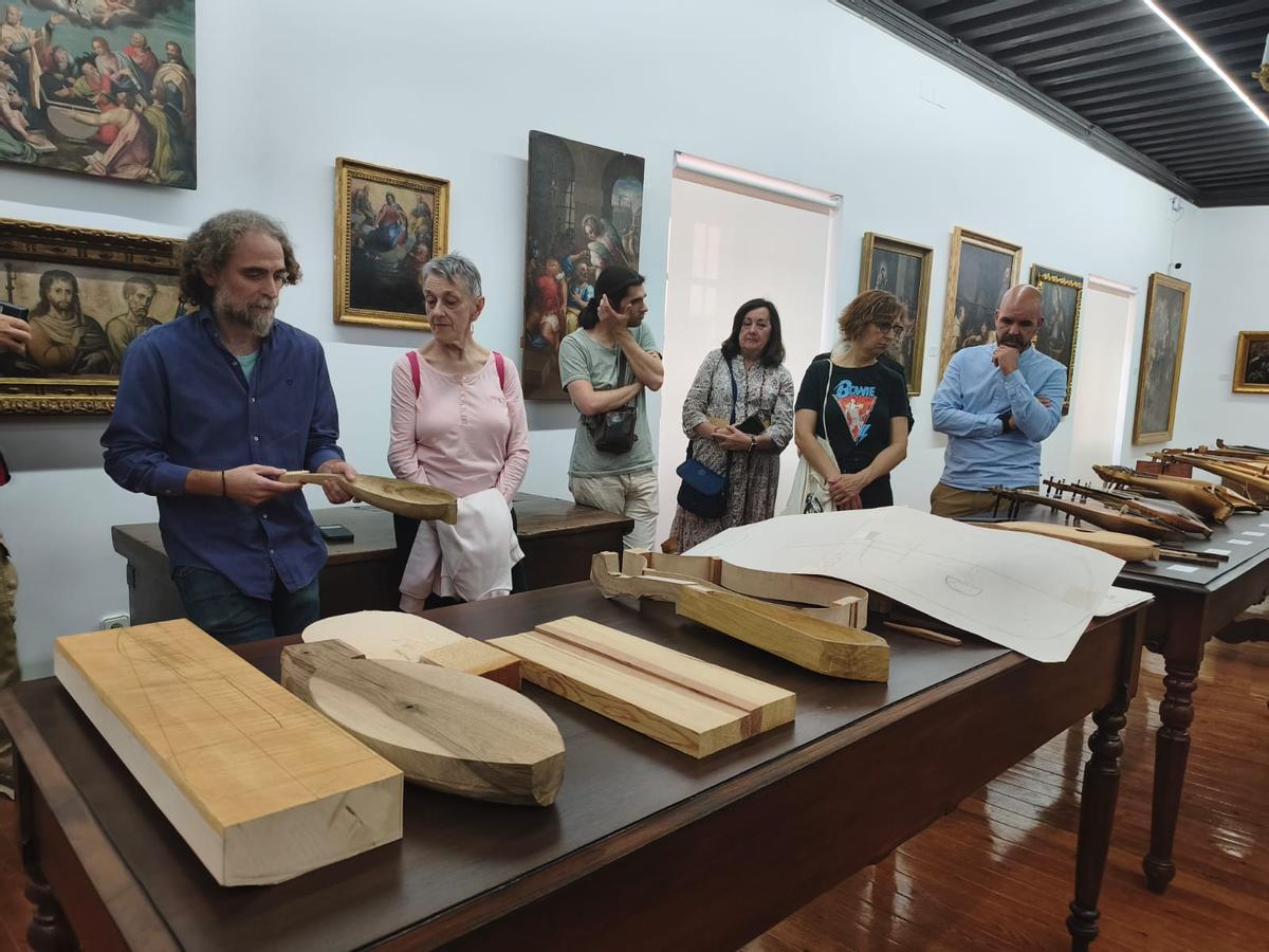 GALERÍA | La viola medieval, protagonista de una exposición en Toro
