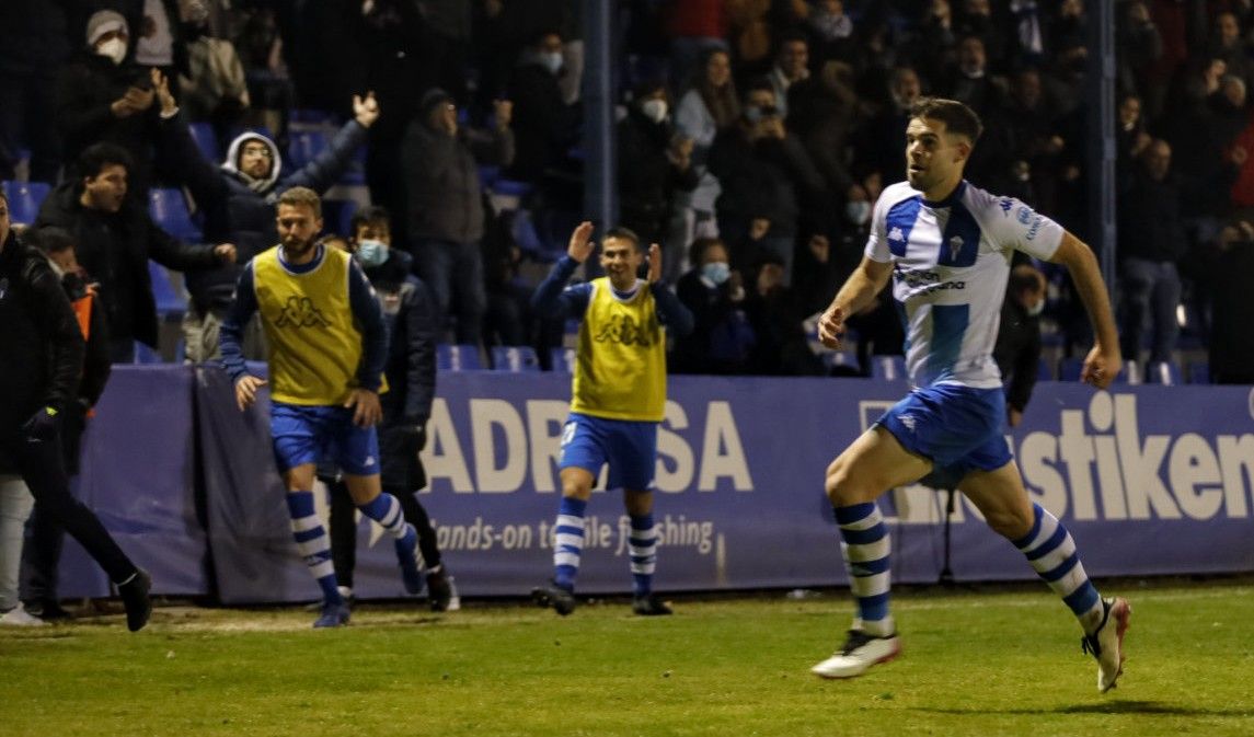 Alcoyano - Levante: La última gesta de José Juan en imágenes