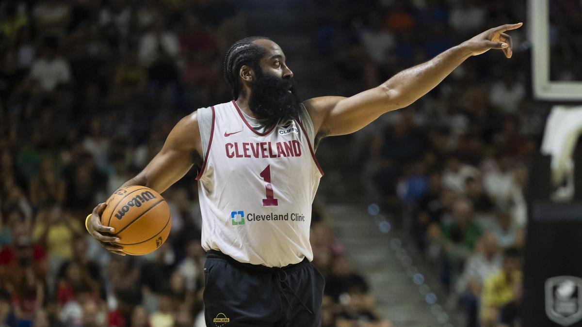 James Harden fue el gran protagonista de los Cavaliers en el Carpena.