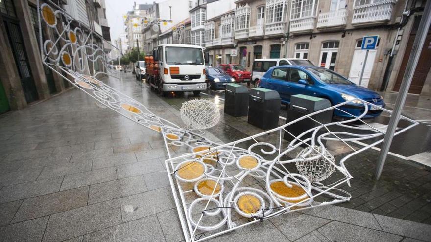 Destrozos en A Estrada por los temporales de viento y lluvia que afectaron a Galicia. // Bernabé