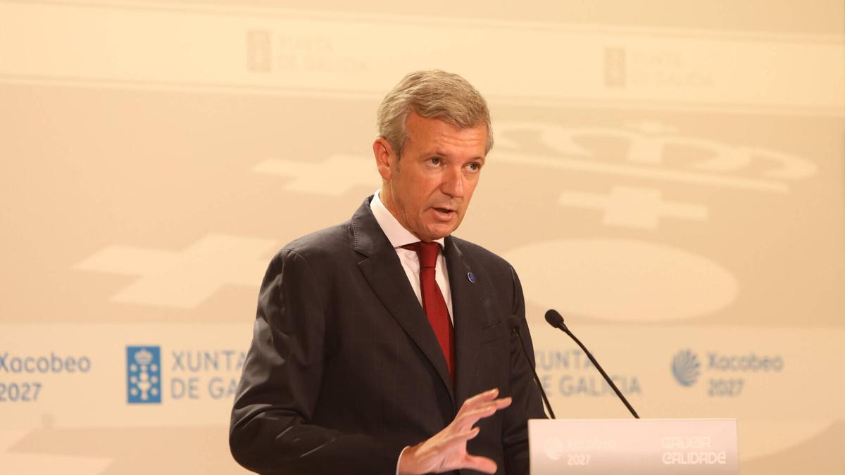 Rueda se pronuncia sobre los errores en los exámenes de la PAU: «La Xunta ni prepara, ni revisa, ni corrige las pruebas»