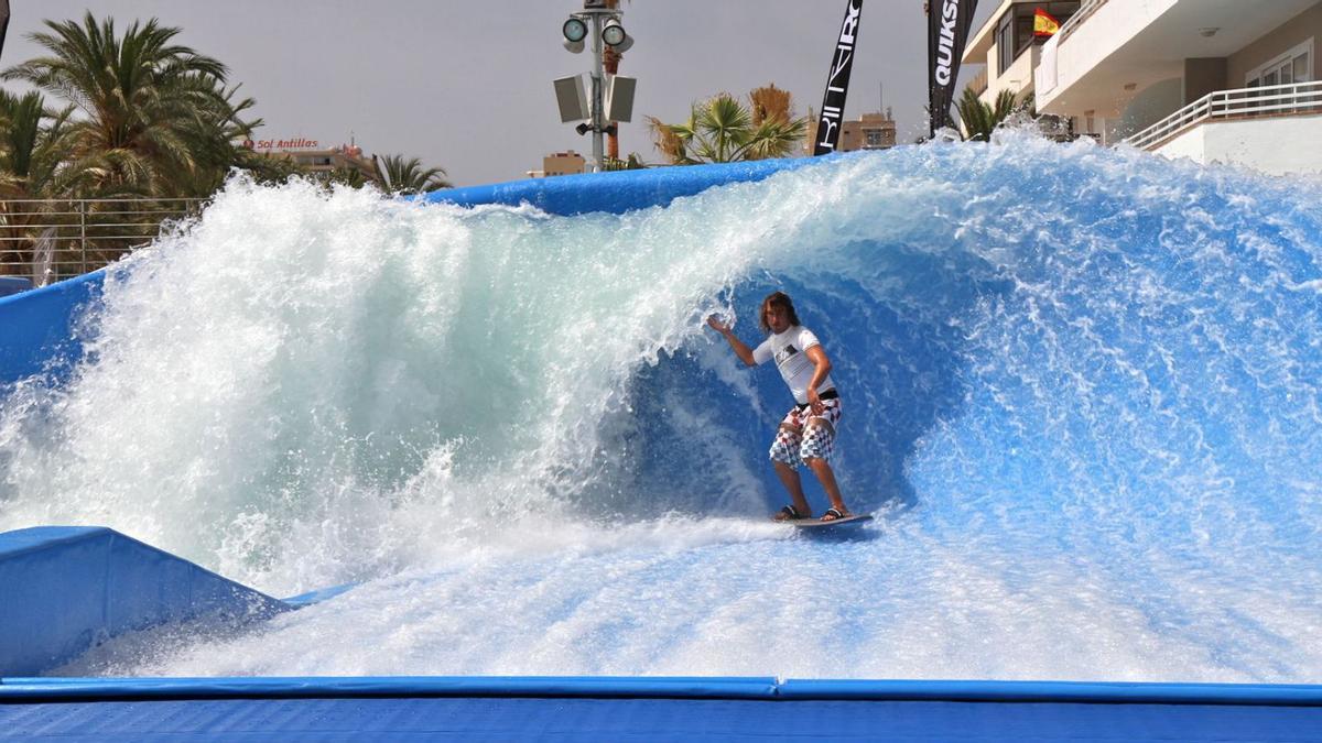 Windsurfen ist gar nicht so schwierig.  | FOTO: BENDGENS