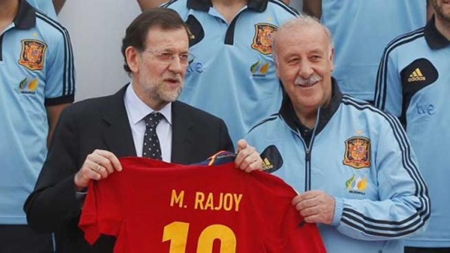 Rajoy despide a La Roja