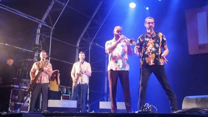 &quot;TT Syndicate&quot; seduce en el Festival Yé-yé | LNE