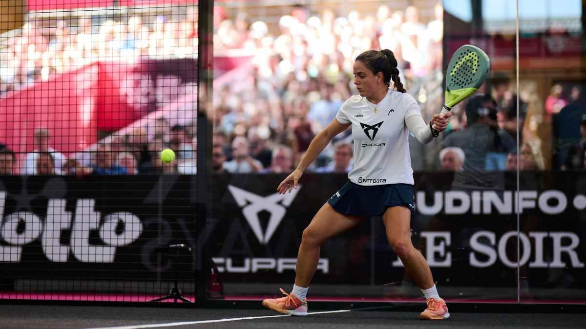 Paula Josemaría en acción durante el torneo de Bruselas