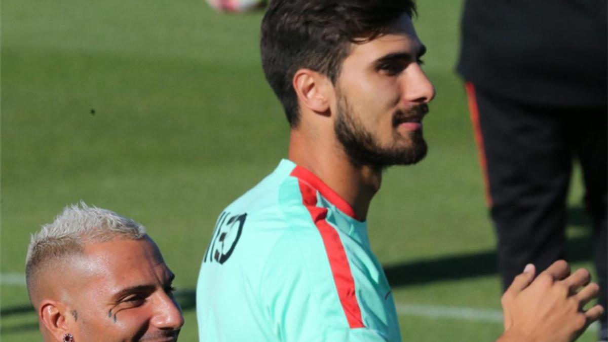 André Gomes acabó tocado