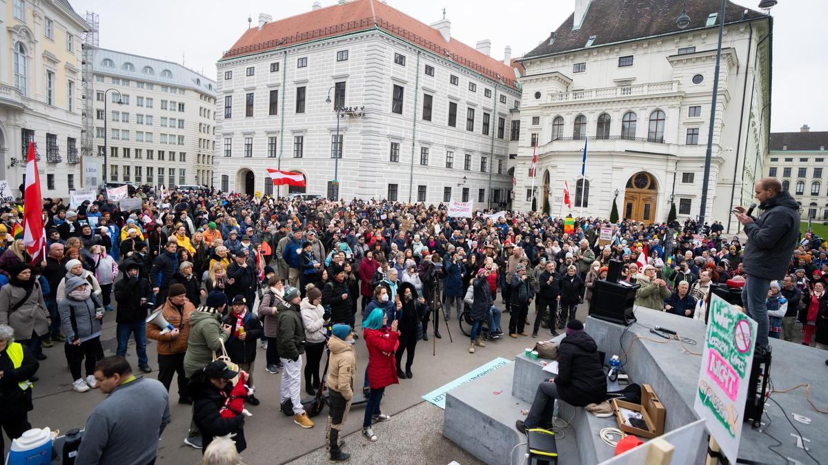 Una protesta en Viena contra el confinamiento en Austria de los no vacunados.