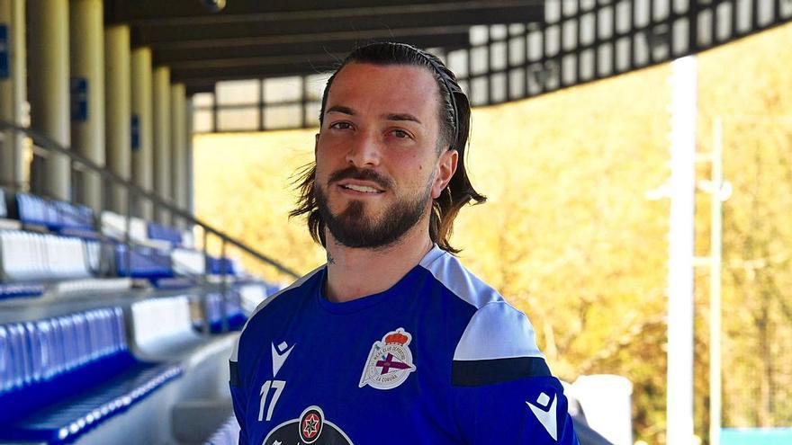 Héctor Hernández, ayer en la ciudad deportiva de Abegondo.