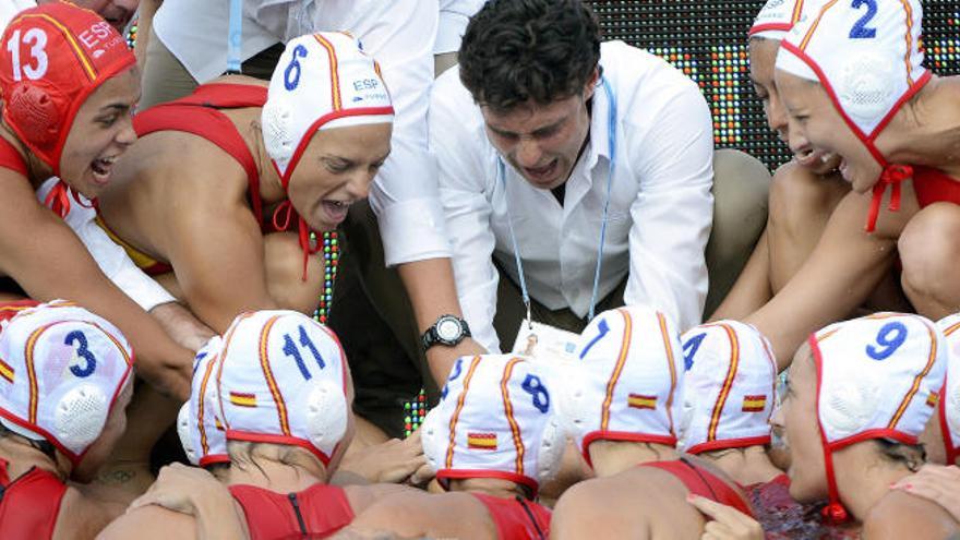 La selección española femenina de waterpolo, campeona de Europa