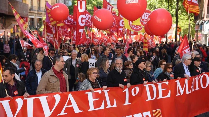 Los sindicatos instan a apoyar las manifestaciones de la indignación
